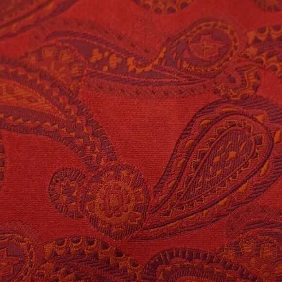 Robert Talbott Best Of Class Red Woven Paisley Silk Tie Mad In USA - Picture 2 of 7